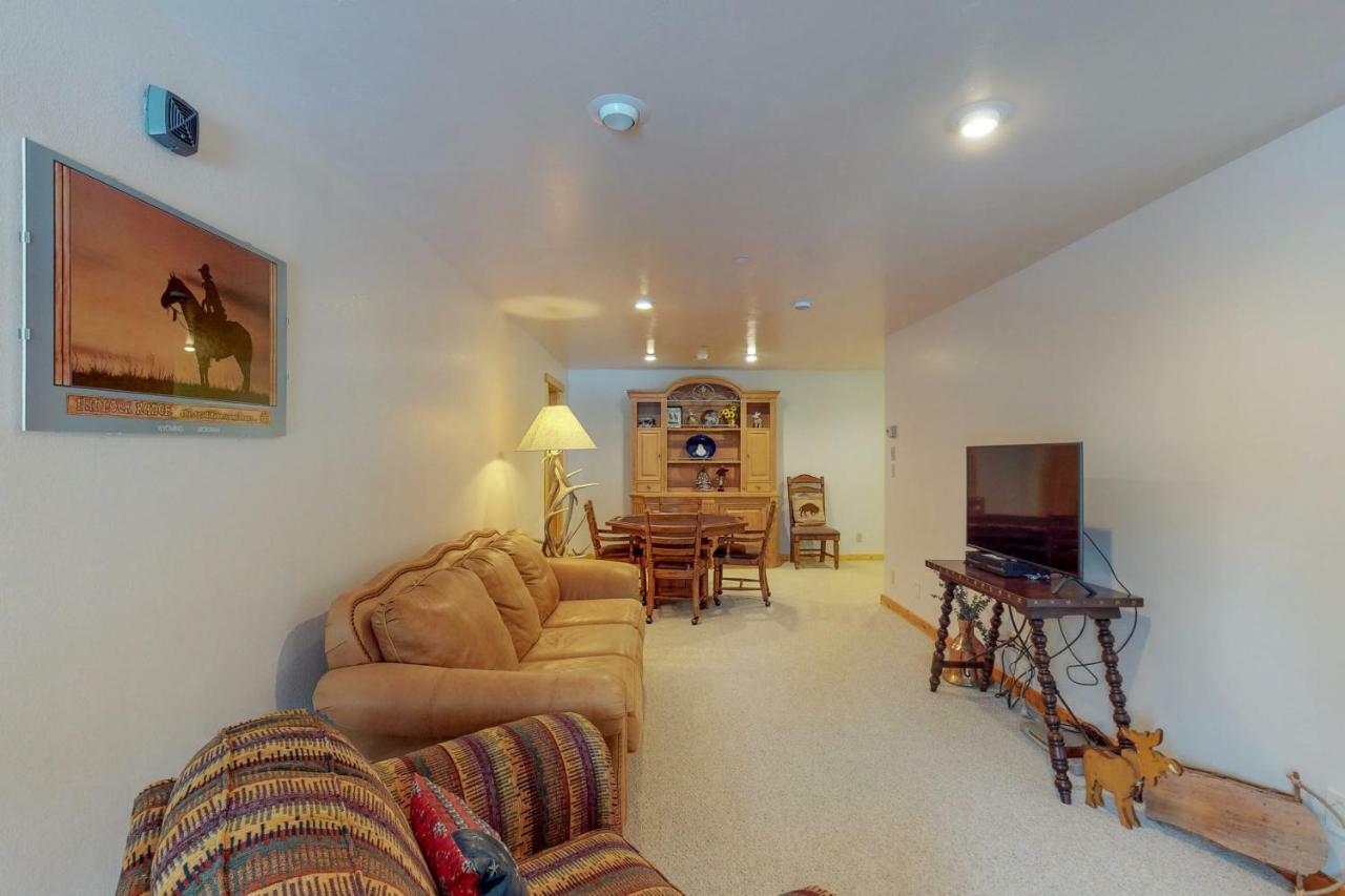 Antler Ridge Villa Big Sky Ngoại thất bức ảnh