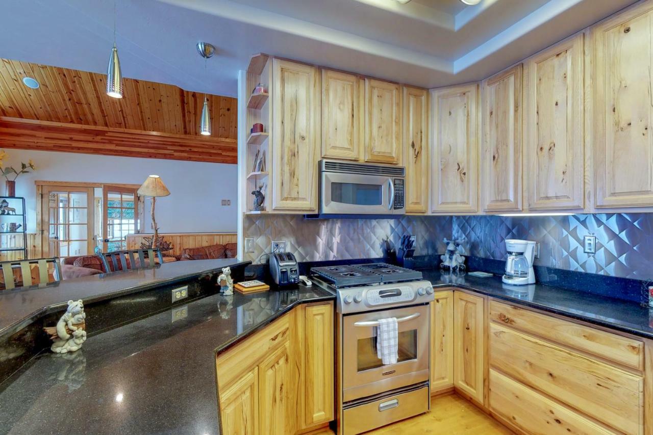 Antler Ridge Villa Big Sky Ngoại thất bức ảnh