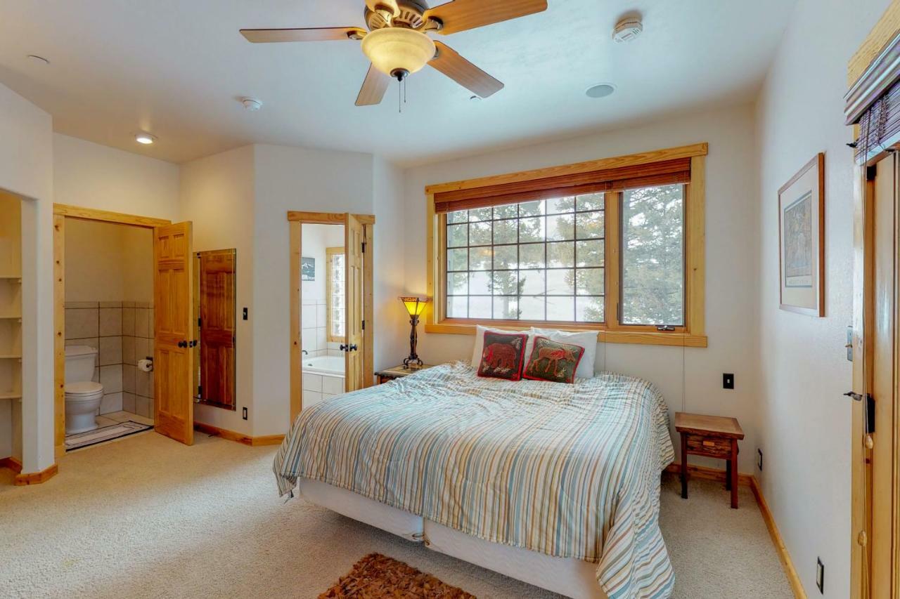 Antler Ridge Villa Big Sky Ngoại thất bức ảnh