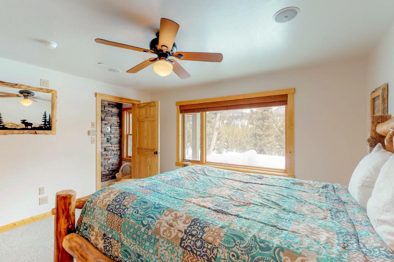 Antler Ridge Villa Big Sky Ngoại thất bức ảnh