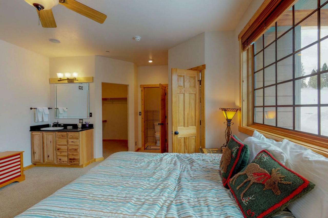 Antler Ridge Villa Big Sky Ngoại thất bức ảnh